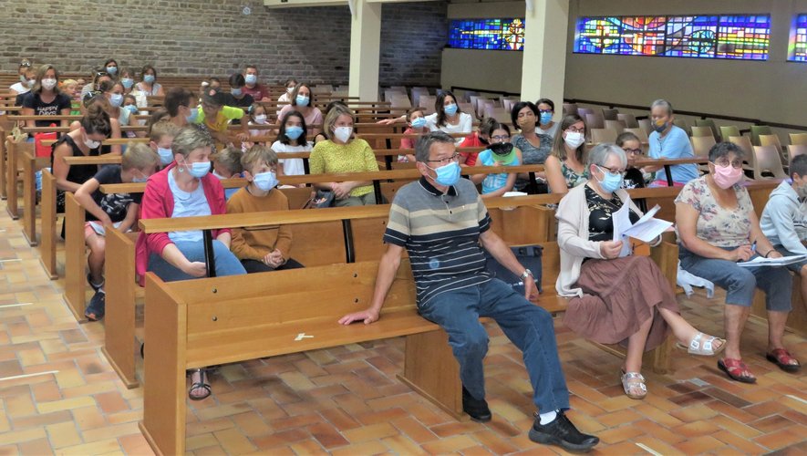 Une partie des enfants et parents présents samedi dernier en l’église de La Primaube.