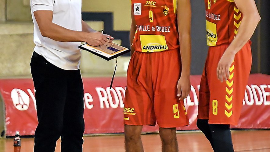 Matija Sagadin va connaître sa deuxième saison sur le banc en tant qu’entraîneur du Rodez Basket Aveyron. 