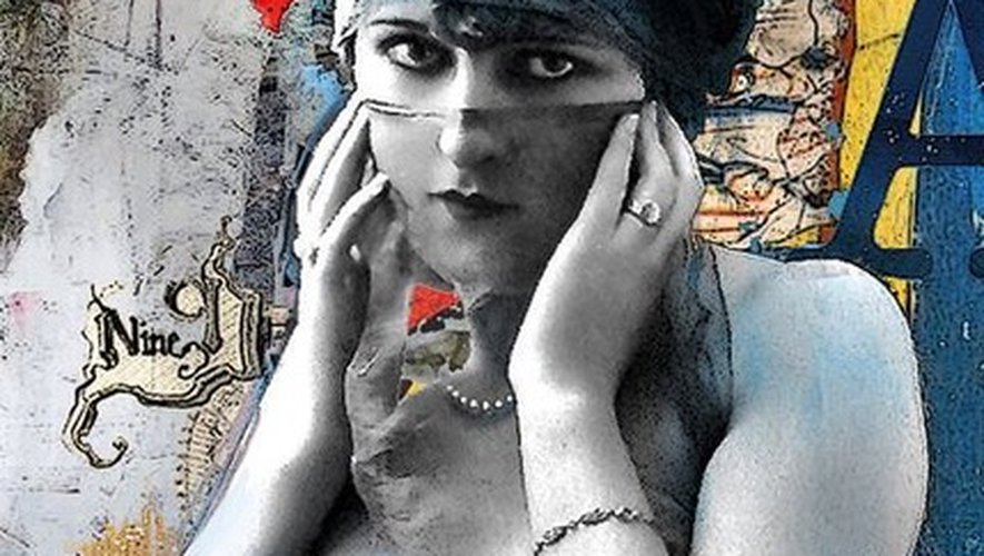 Jean-François Caudry met en scène des nus des années folles, sur un mixage numérique. 