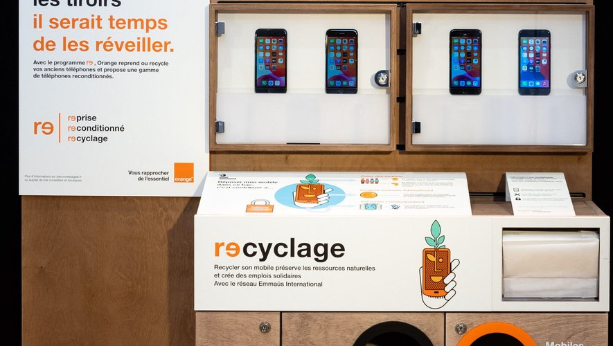 Orange va bientôt réserver un espace dédié à son programme "re" dans ses boutiques.