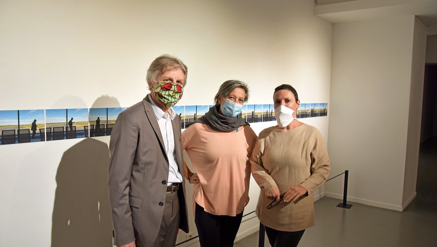 Patrick Jan-George, Patricia Girard, les deux artistes du spectacle "Le Journal de Nijinski", et Carole Bouzid, directrice du musée.