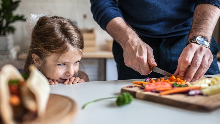 84% des Français cuisinent avec leurs enfants.