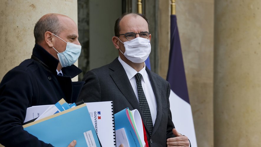 Le ministre de l'Education Jean-Michel Blanquer (à gauche), aux côtés du Premier ministre Jean Castex.