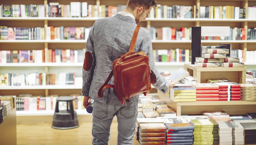 Les librairies ont vu leur chiffre d'affaires chuter de 70 à 85% en étant autorisées seulement à vendre sur leur pas de porte ou par correspondance des ouvrages précommandés.