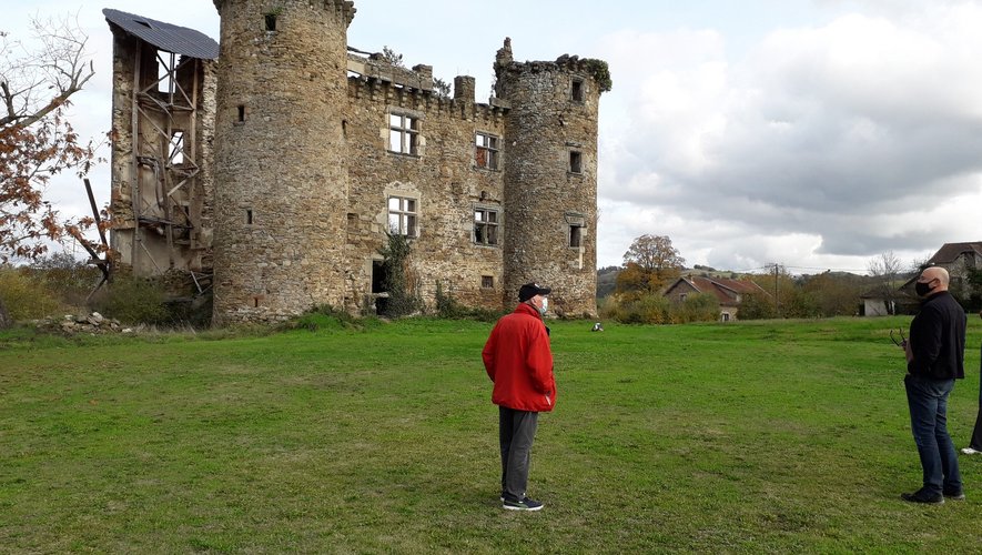 Christian Dessalles explique l’histoire du château.