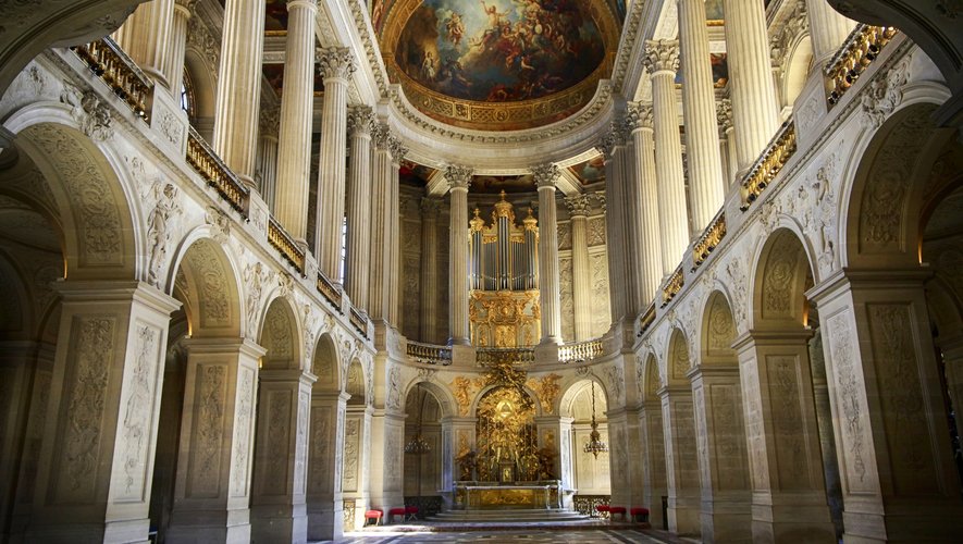 Bilingue (français et anglais), étalé sur six épisodes d'une dizaine de minutes chacun, l'expodcast permet de découvrir l'histoire de la Chapelle royale, la plus ancienne des institutions musicales de la monarchie française.