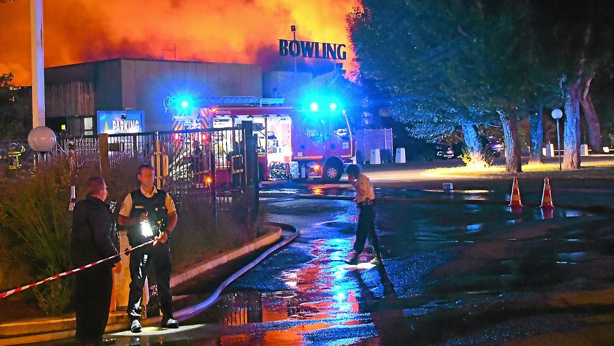 Dans la nuit du 31 juillet 2018,  le Bowling du Rouergue est victime d’un incendie.