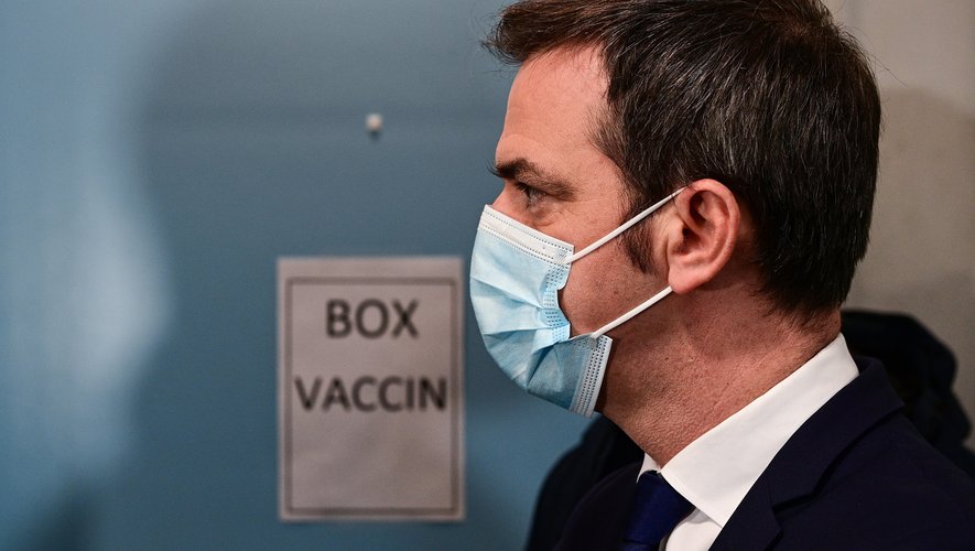 Olivier Véran a annoncé mardi un nouvel élargissement de la vaccination contre le Covid-19, notamment au plus de 75 ans qui ne sont pas en Ehpad.