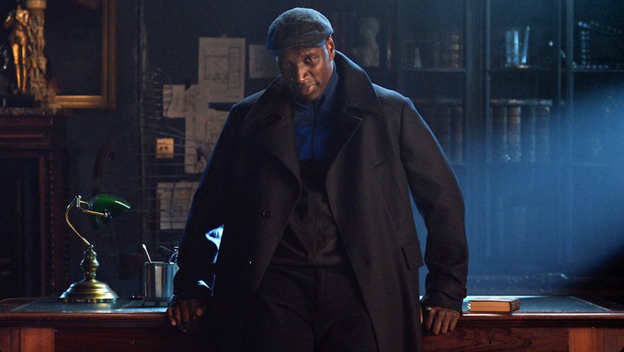 Omar Sy est à l'affiche de la série "Lupin, dans l'ombre d'Arsène", lancée vendredi sur Netflix
