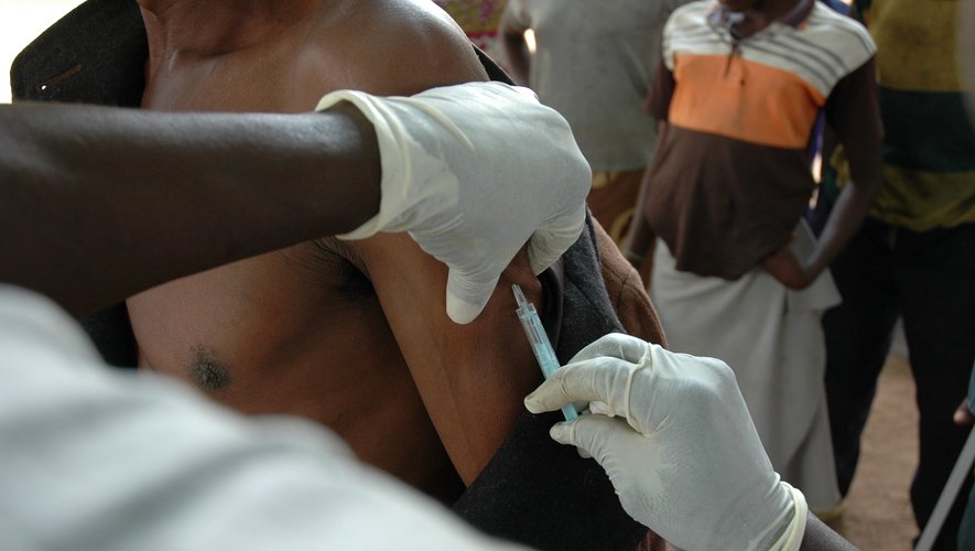 Les pays les plus pauvres vont commencer à recevoir leurs premières doses de vaccins contre le Covid-19 entre la fin janvier et la mi-février.