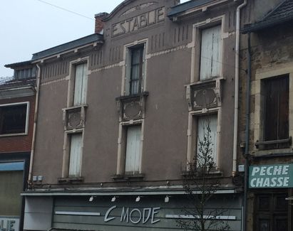 L’immeuble Establié, en haut de la rue Cayrade, est concerné par cette opération de restauration immobilière.