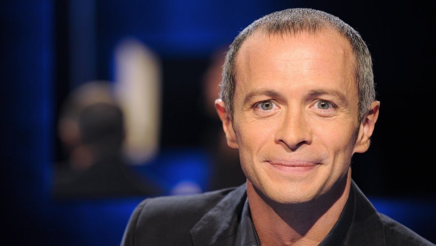 France télévisions organisera vendredi son premier live sur la plateforme de streaming Twitch avec le journaliste Samuel Etienne.