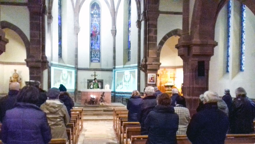 Saint-Christophe-Vallon. L’horaire de la messe du samedi soir est Saint-Christophe-Vallon. L’horaire de la messe du samedi soir est