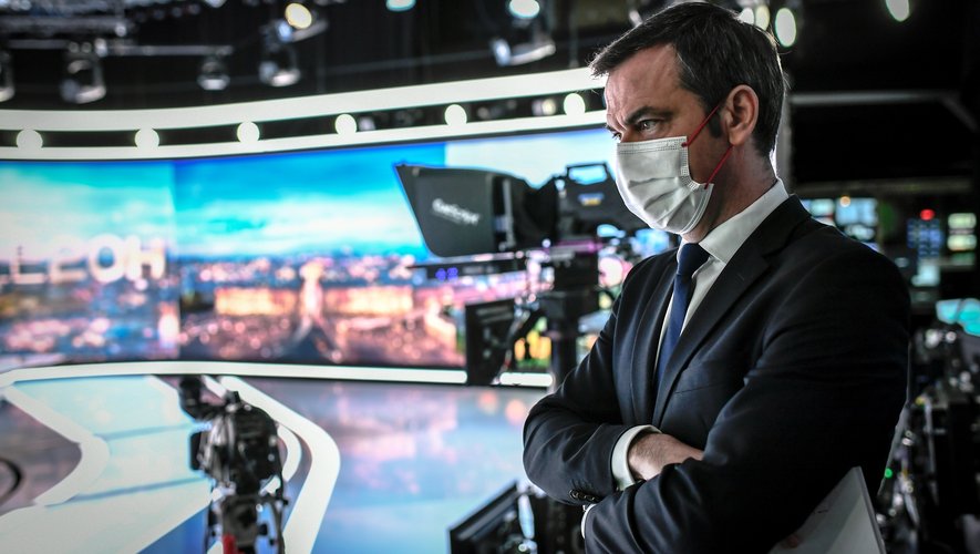 Le ministre de la Santé Olivier Véran était l'invité du "20 heures" de TF1 jeudi 21 janvier.