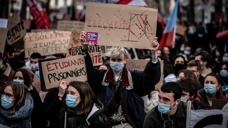 Rassemblement dans le cadre de la journée de grève nationale des enseignants et des étudiants mardi 26 janvier, à Lyon.