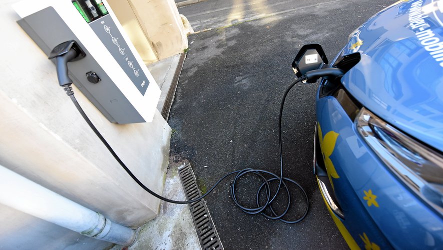 L’entreprise se spécialise dans la production de batteries pour véhicules électriques.