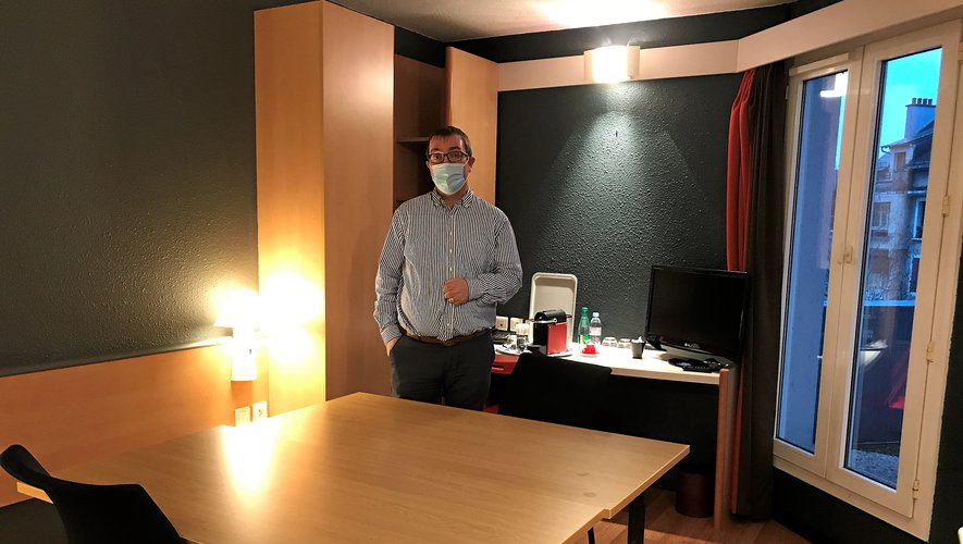 Benoît Prat a aménagé une chambre en bureau qu’il loue  à la journée.