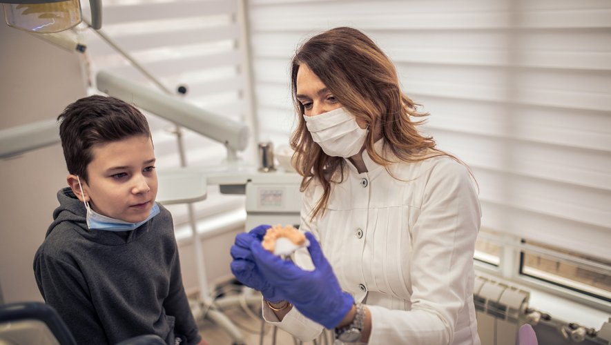 Les parents s'inquiètent de l'impact de la pandémie sur la santé bucco-dentaire de leurs enfants aux Etats-Unis.