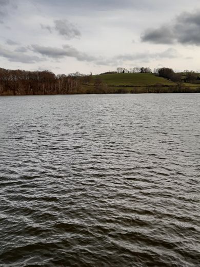 Le lac des Galens à Soulages-Bonneval