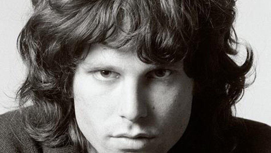 "The Collected Works of Jim Morrison" sortira le 8 juin prochain.