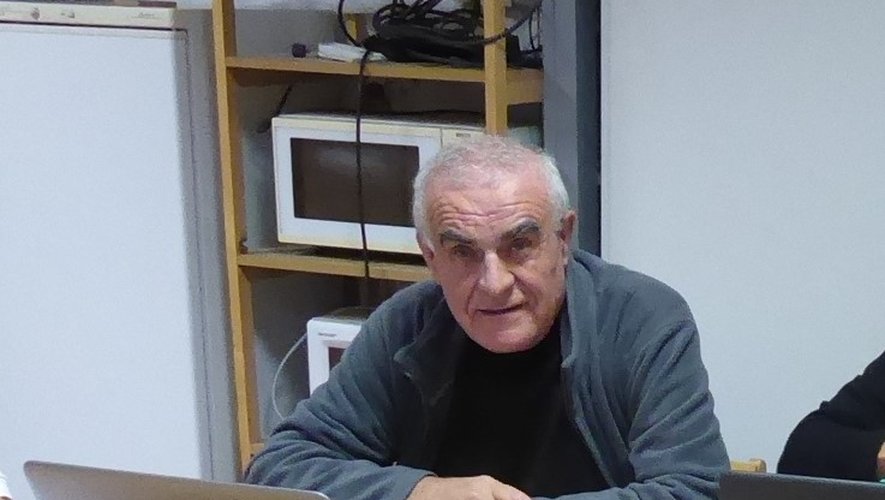 Francis Bayol lors d’une réunion du comité directeur de LSA XV à la Maison du rugby, route de Cassagnes à La Primaube.