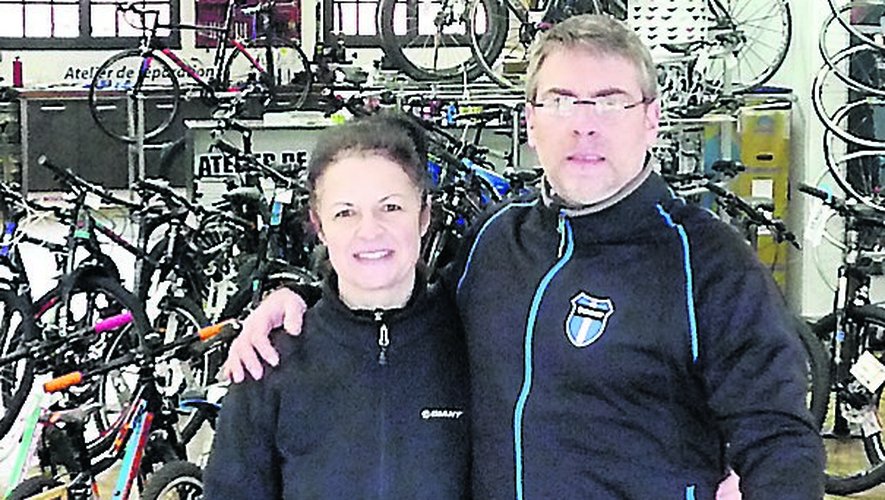 Alexandra et Bruno Inhat sont à la tête du magasin "Chrono cycles", avenue Caylet.