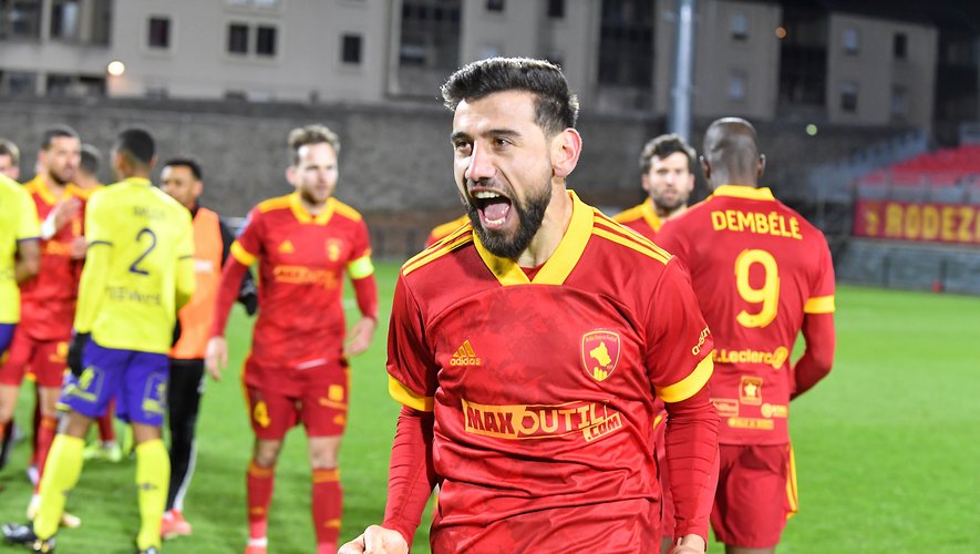 Amiran Sanaia qui laisse éclater sa joie après la victoire à domicile face à Toulouse (1-0), l'un des "gros" du championnat que lui et ses partenaires sont parvenus à battre ces dernières semaines.