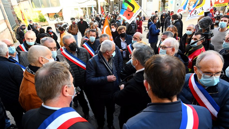 Les élus du bassin decazevillois et plusieurs salariés de Sam avaient récemment manifesté leurs inquiétudes devant la préfecture de Rodez.