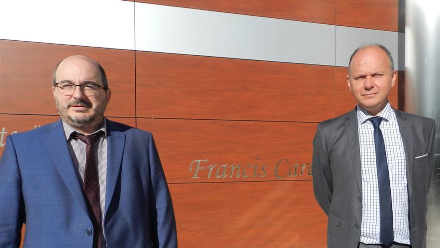Christophe Maucourant et Jean-Noël Taché ont travaillé 5ans ensemble au collège Francis-Carco./Photo archives