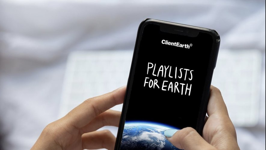 Une soixante de musiciens dont Coldplay et Brian Eno ont créé des playlists pour sensibiliser les mélomanes à l'environnement.