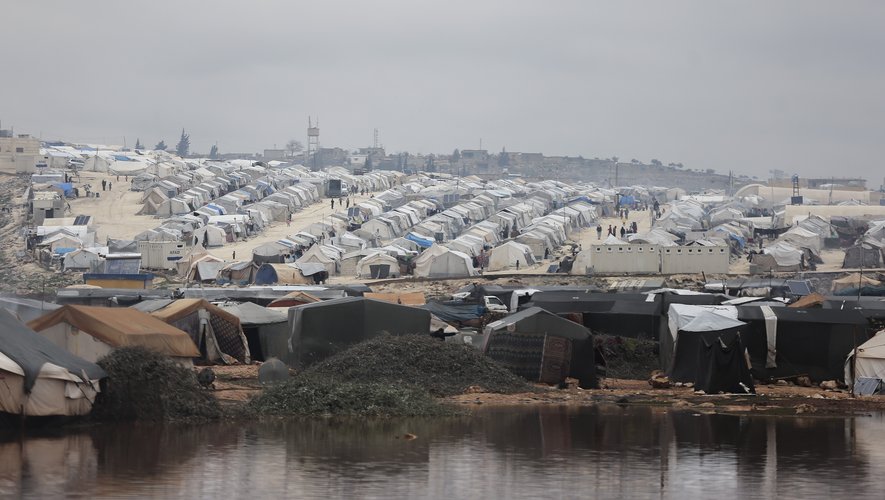 Selon le rapport, les 55 millions de personnes en déplacement est le "chiffre annuel le plus élevé depuis dix ans."