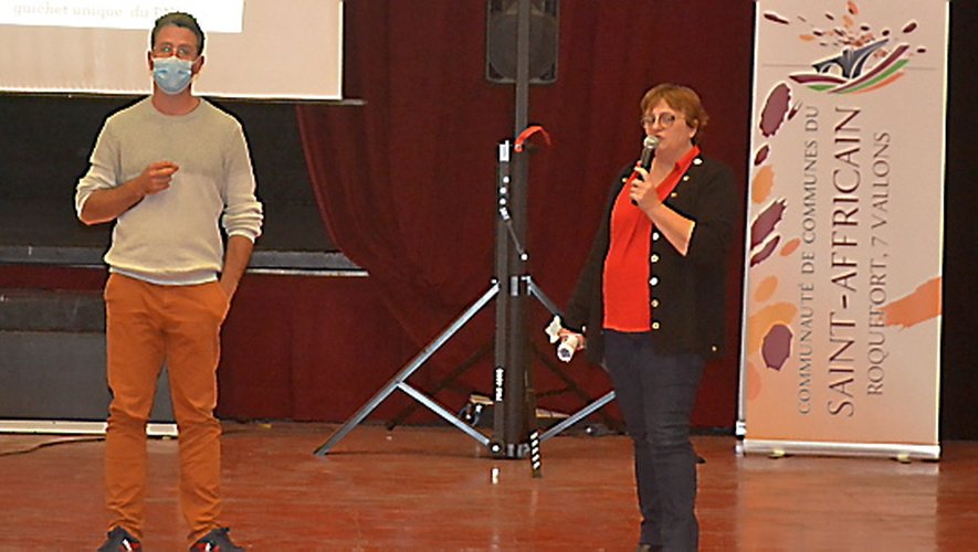 Alexandre Chevillon et Anne-Marie Landès ont présenté le guichet unique.