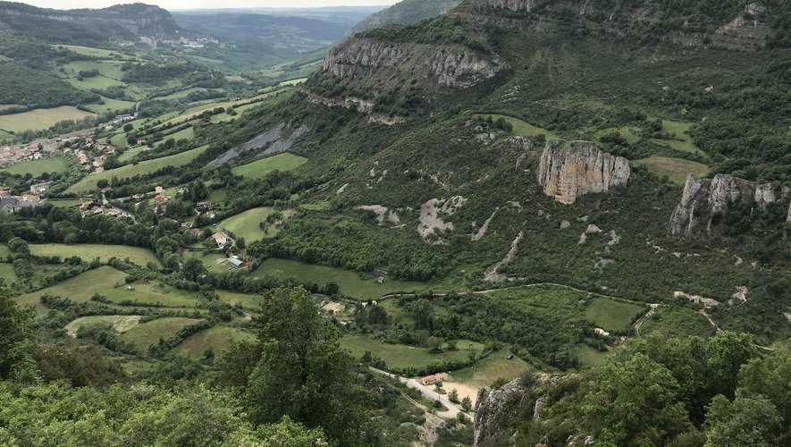 Les grands causses du Sud-Aveyron