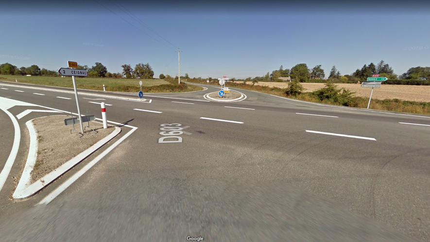 L'accident s'est produit au carrefour entre la RN88, la D603 (direction Calmont) et la D66 (direction Prévinquières).