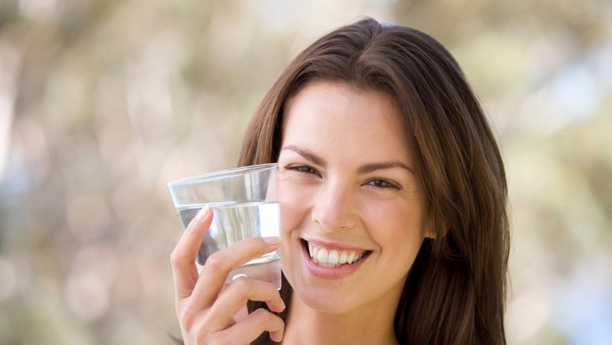 Pourquoi faut-il boire 1,5 litre d’eau par jour ?