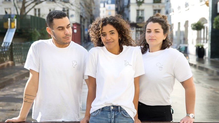 Trois des T-shirts de la jeune marque engagée Arkhé Paris.