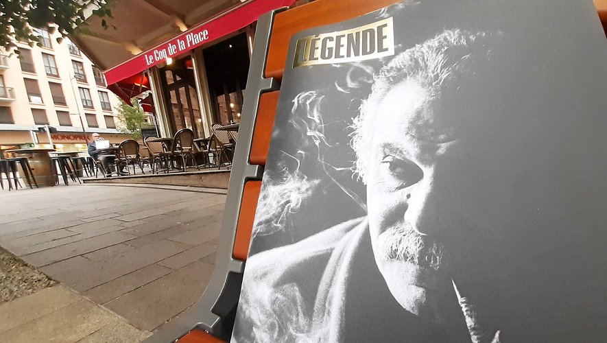  Lucien Fonquerne, alias Lulu de la chanson de Brassens, donnera toute sa splendeur au café du Parc à Rodez, devenu aujourd'hui le Coq de la Place.