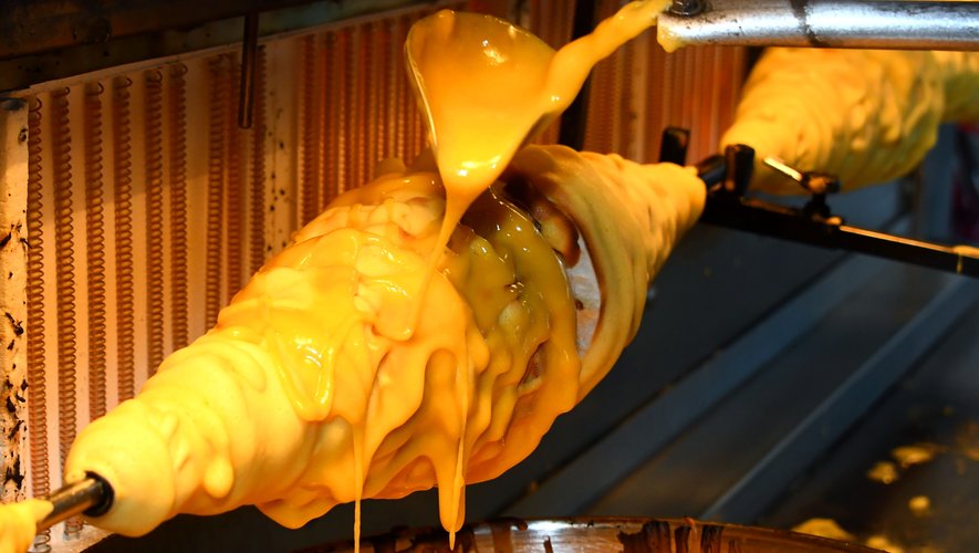 Gateau A La Broche Un Pic De Saveur Atteint En Aveyron Centrepresseaveyron Fr Gateau A La Broche Un Pic De Saveur Atteint En Aveyron Centrepresseaveyron Fr