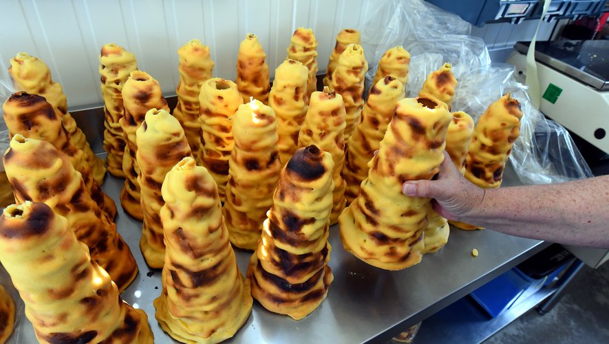 Gateau A La Broche Un Pic De Saveur Atteint En Aveyron Centrepresseaveyron Fr Gateau A La Broche Un Pic De Saveur Atteint En Aveyron Centrepresseaveyron Fr