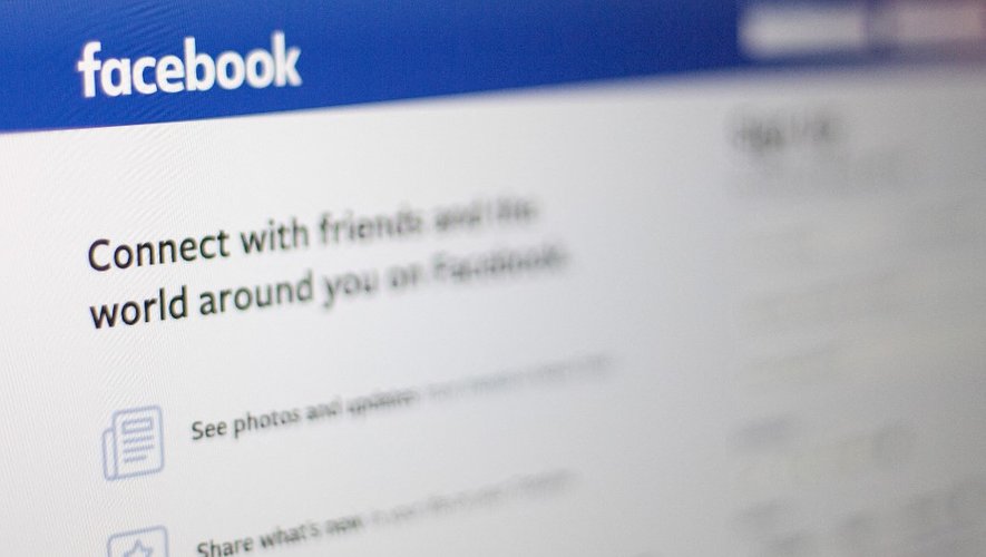 Facebook a dévoilé que plus de 18 millions d'utilisateurs avaient utilisé les filtres affichant leur soutien aux vaccins sur leur photo de profil.
