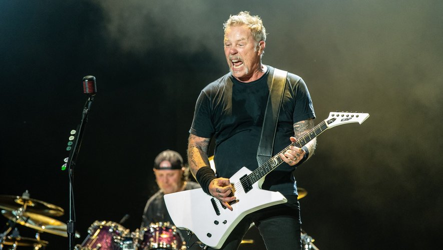 Pour fêter les 30 ans du "Black Album" de Metallica,  deux disques sont prévus le 10 septembre.