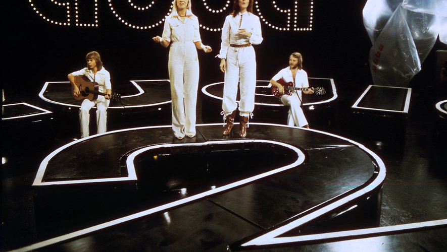 Les quatre membres d'ABBA - un acronyme confectionné avec les initiales de leurs prénoms - Anni-Frid Lyngstad, 75 ans, Agnetha Fältskog, 71 ans, Björn Ulvaeus, 76 ans, et Benny Andersson, 74 ans, s'étaient séparés en 1982.