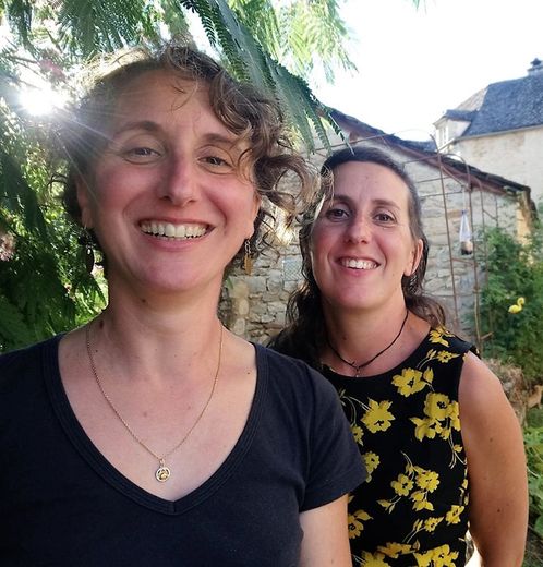 Les sœurs Marie et Emilie Séguret se solidarisent des journées du patrimoine en faisant découvrir leurs activités.