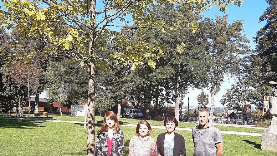 Rodez La Ville Offre Un Arbre Aux Bebes Centrepresseaveyron Fr Rodez La Ville Offre Un Arbre Aux Bebes Centrepresseaveyron Fr