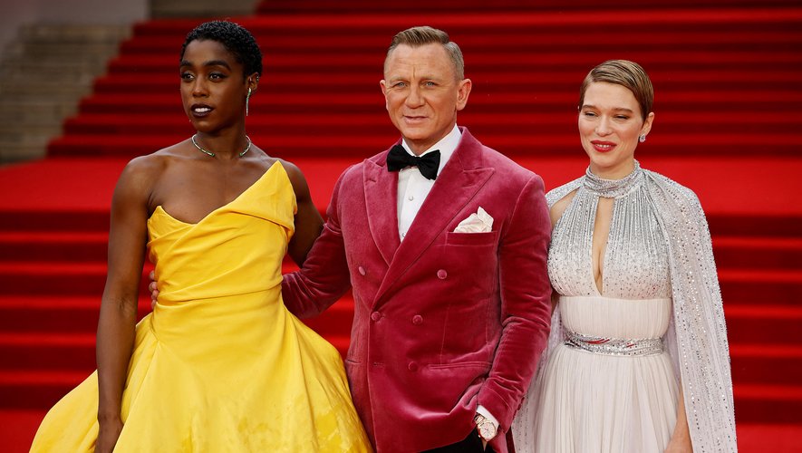 Lashana Lynch (à gauche), Daniel Craig et Léa Seydoux (à droite) sont à l'affiche du James Bond "Mourir peut attendre", au cinéma mercredi.