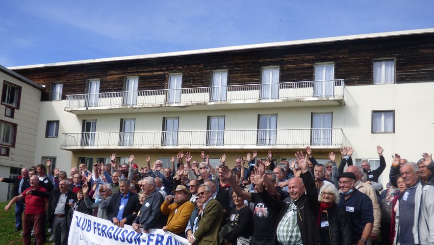 Les membres du club Ferguson ont été accueillis à la résidence Fleur d’Aubrac à Laguiole.
