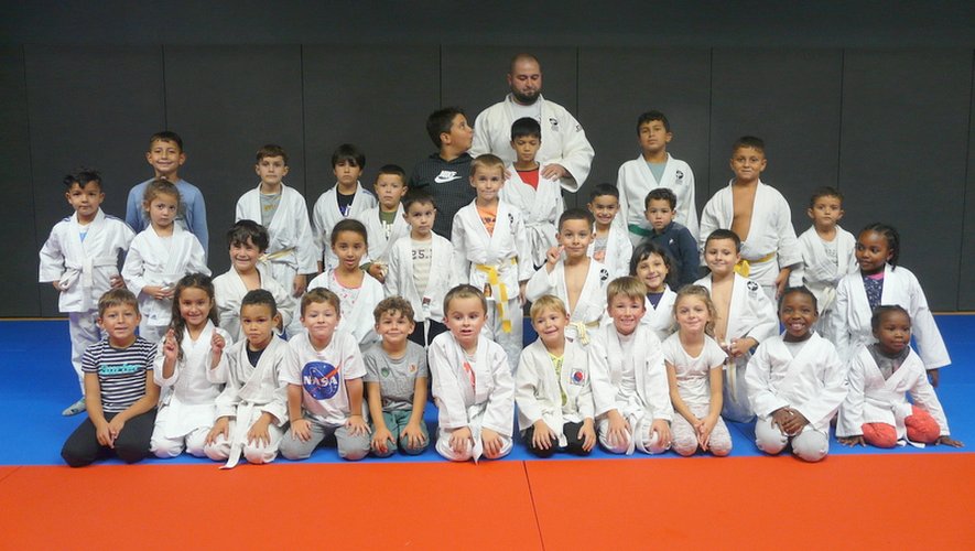 Islam avec ses jeunes judokas.