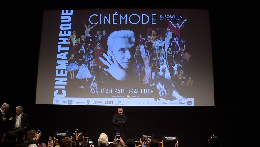 Paris Modes Insider revient sur l'exposition CinéMode, à la Cinémathèque française jusqu'au 16 janvier 2022.