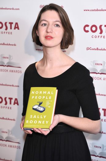 Sally Rooney, connue pour son roman adapté en série "Normal People", a expliqué mardi avoir refusé que son dernier livre soit traduit en hébreu par une maison d'édition israélienne qu'elle juge trop proche du pouvoir.