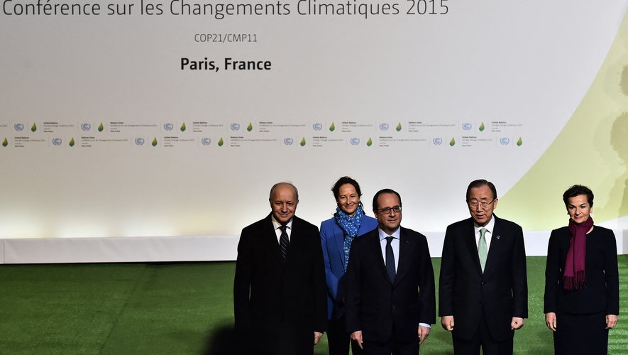 Plus de 150 dirigeants du monde entier se réunissent à Paris en décembre 2015, à l'occasion de la 21e session de la Conférence des parties à la Convention-cadre des Nations unies sur les changements climatiques (COP21).